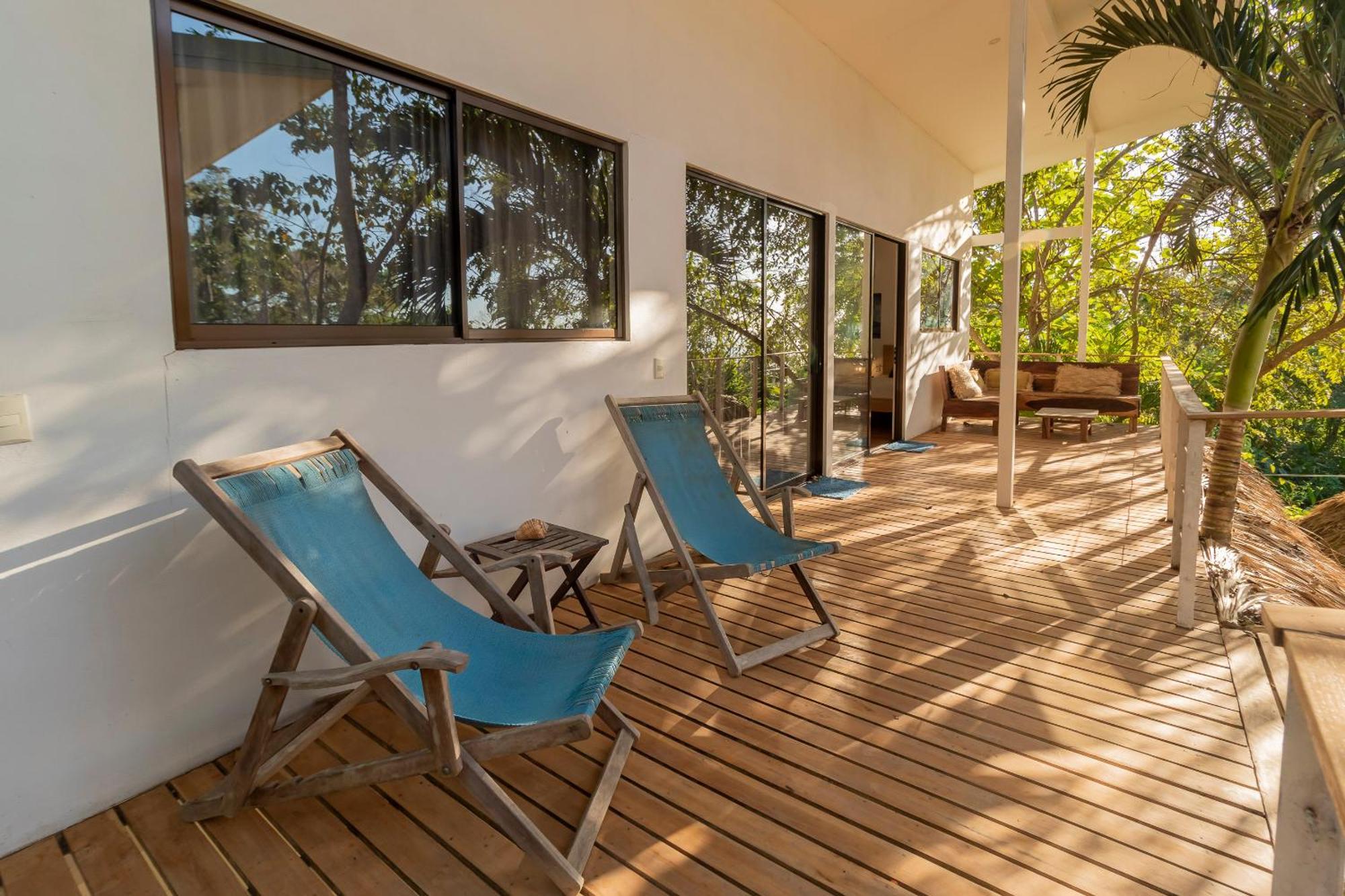 La Sana Surf Hotel, New Management, Few Mn Drive To The Beach Playa Santa Teresa  Bagian luar foto